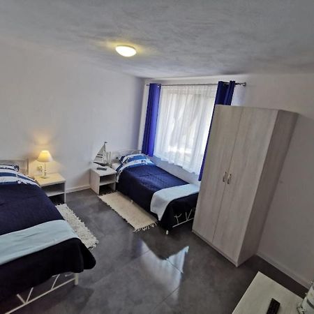 Pokoje Dwuosobowe Hotel Rowy  Esterno foto