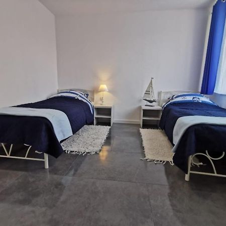 Pokoje Dwuosobowe Hotel Rowy  Esterno foto