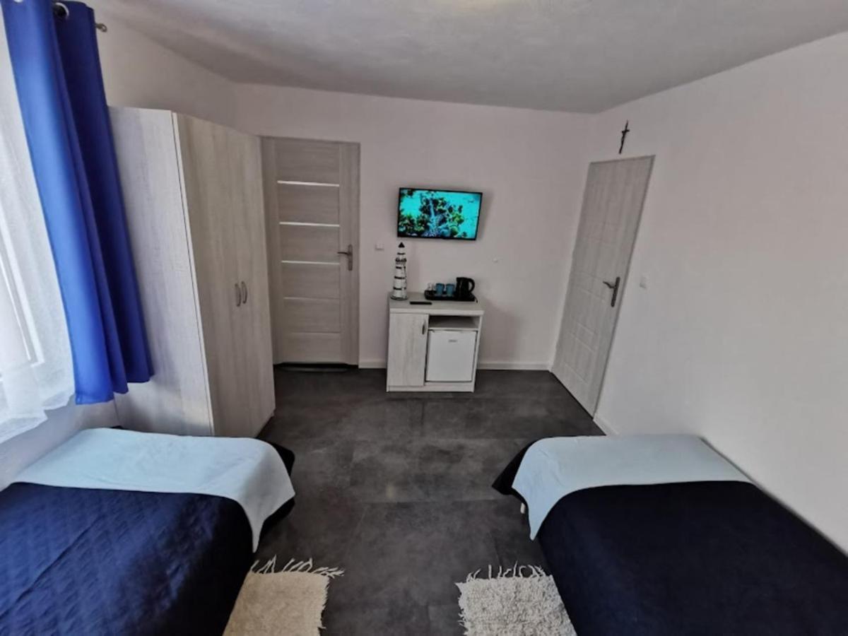 Pokoje Dwuosobowe Hotel Rowy  Esterno foto