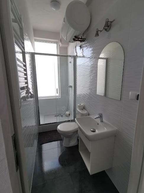 Pokoje Dwuosobowe Hotel Rowy  Esterno foto