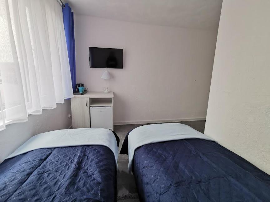 Pokoje Dwuosobowe Hotel Rowy  Esterno foto